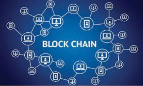 imToken钱包是一款功能强大的数字资产管理工具，主要用于加密货币的存储、转账和交易。它支持多种主流数字货币，如比特币（BTC）、以太坊（ETH）、USDT等。用户可以通过imToken方便地管理自己的钱包地址，查看资产总额，进行资产兑换等操作。此外，imToken还提供了安全性高、用户体验良好的环境，适合数字货币爱好者和投资者使用。

imToken钱包的主要特点包括：

1. **安全性**：imToken采用了多重安全机制，用户的私钥存储在本地，不会上传到服务器，保证了用户资产的安全性。
  
2. **多币种支持**：支持多种数字货币，用户可以方便地管理多种资产。

3. **便捷的转账功能**：用户可以通过简洁的界面快速进行转账，特别是在进行跨链交易时，操作也非常简便。

4. **去中心化交易所（DEX）**：imToken内置了一些去中心化交易所，用户可以直接在钱包内部进行交易，享受更低的交易费用和更高的隐私保护。

5. **NFT支持**：除了传统的数字资产，imToken还支持NFT（非同质化代币）的管理和交易，用户可以轻松地查看和展示他们的数字艺术品。

总之，imToken钱包以其安全性、便捷的用户体验和多功能性，成为了许多加密货币投资者和用户的首选。